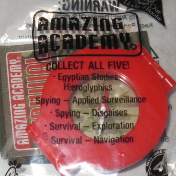 Chick Fil A Survival Navigation Compass Ages 4 and Up New - Picture 1 of 3